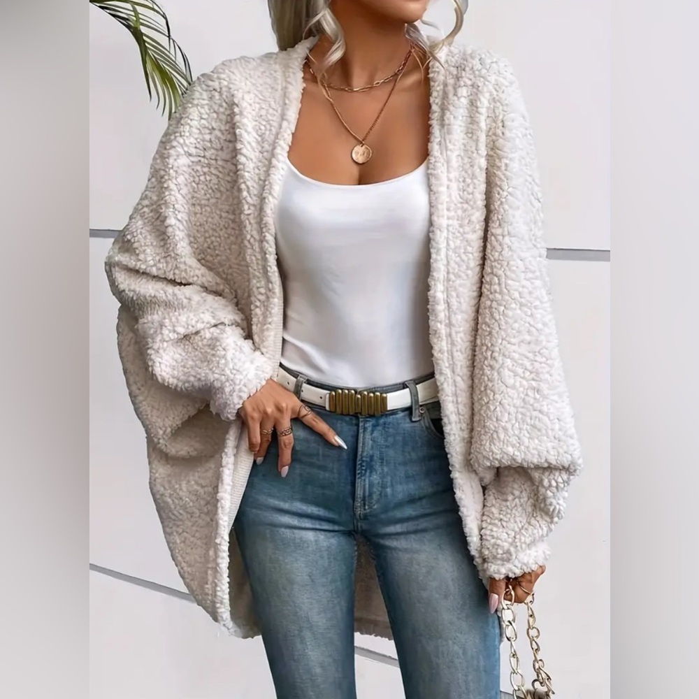 NWOT Cozy Cream Cardigan Size Large